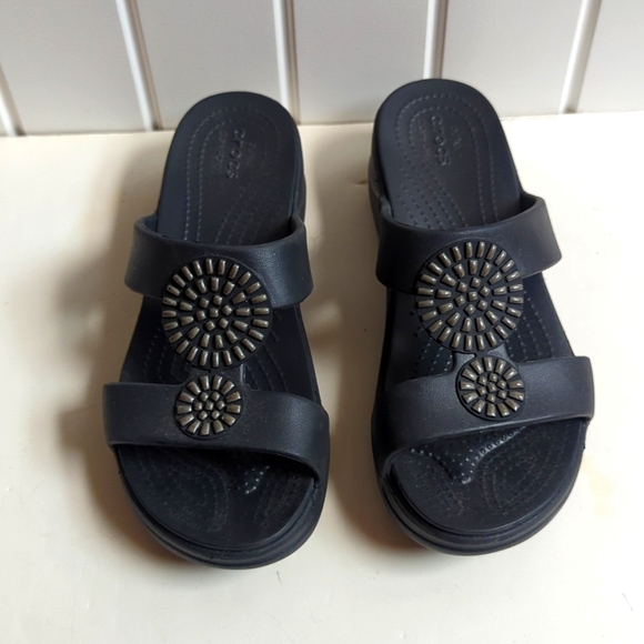 Crocs NWT Dual Comfort Sandal in 8 Wide. - Picture 1 of 6
